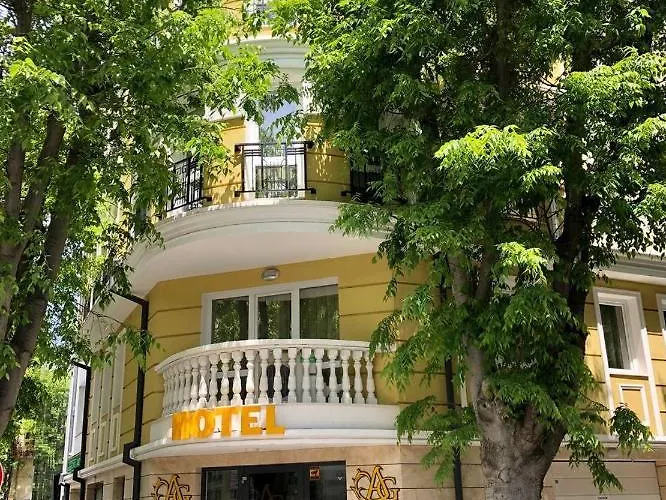 Art Boutique 2* 瓦爾納