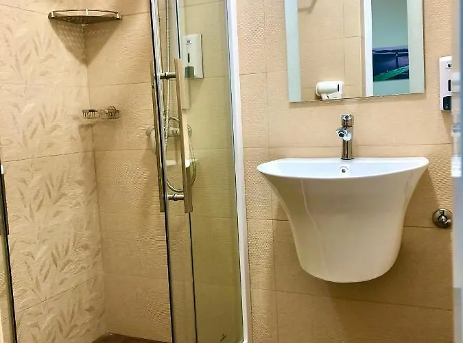 Art Boutique 瓦爾納