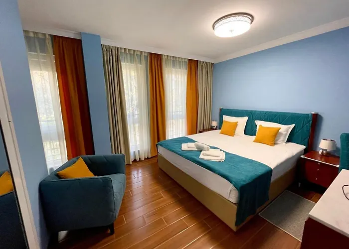 Art Boutique 瓦爾納